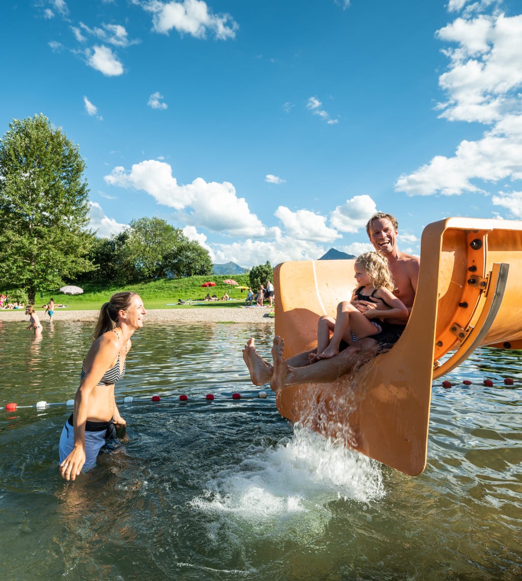 Abkühlung an heißen Sommertagen am Badesee Eben im Pongau © TVB Eben | Lorenz Masser
