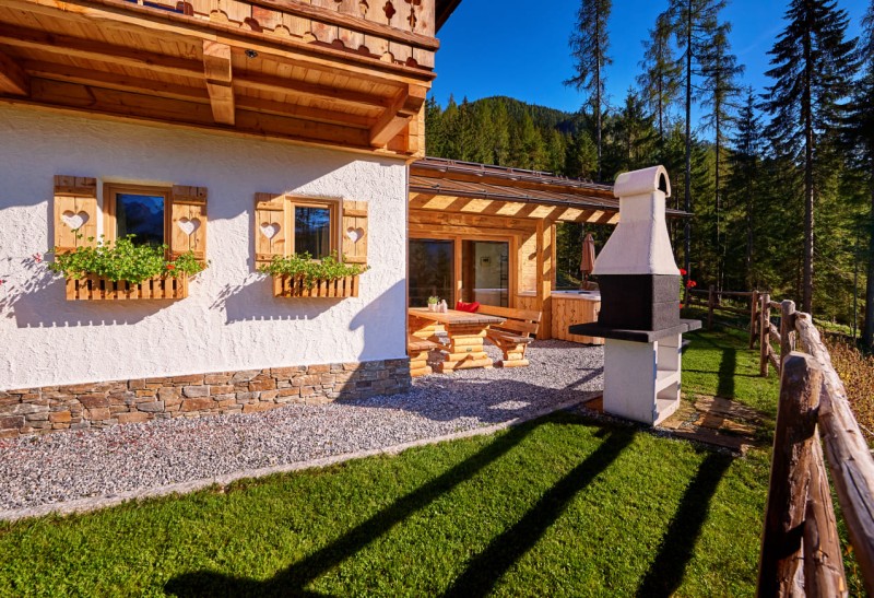 Ein sonniges Plätzchen im Grünen mit eigenem Griller