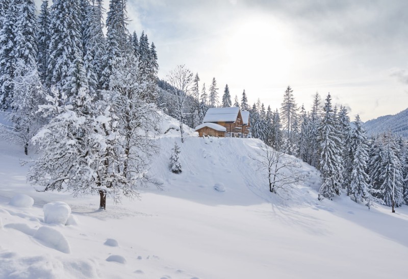 Komplette Alleinlage