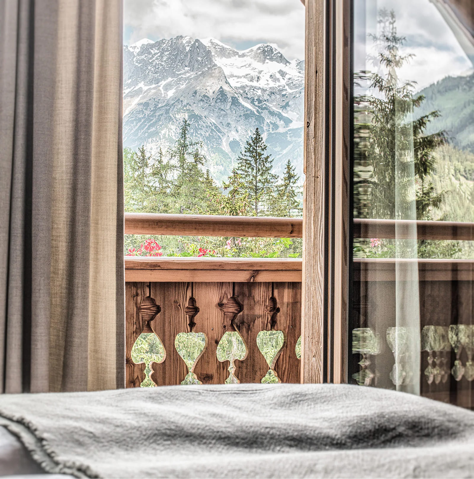 Blick aus dem Fenster, wenn man morgens im Chalet aufwacht. © Pretty Hotels