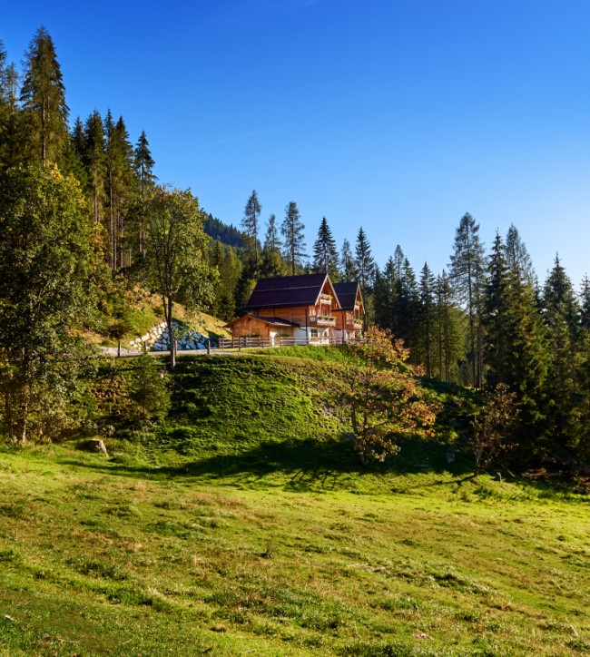 Chalets im Sommer